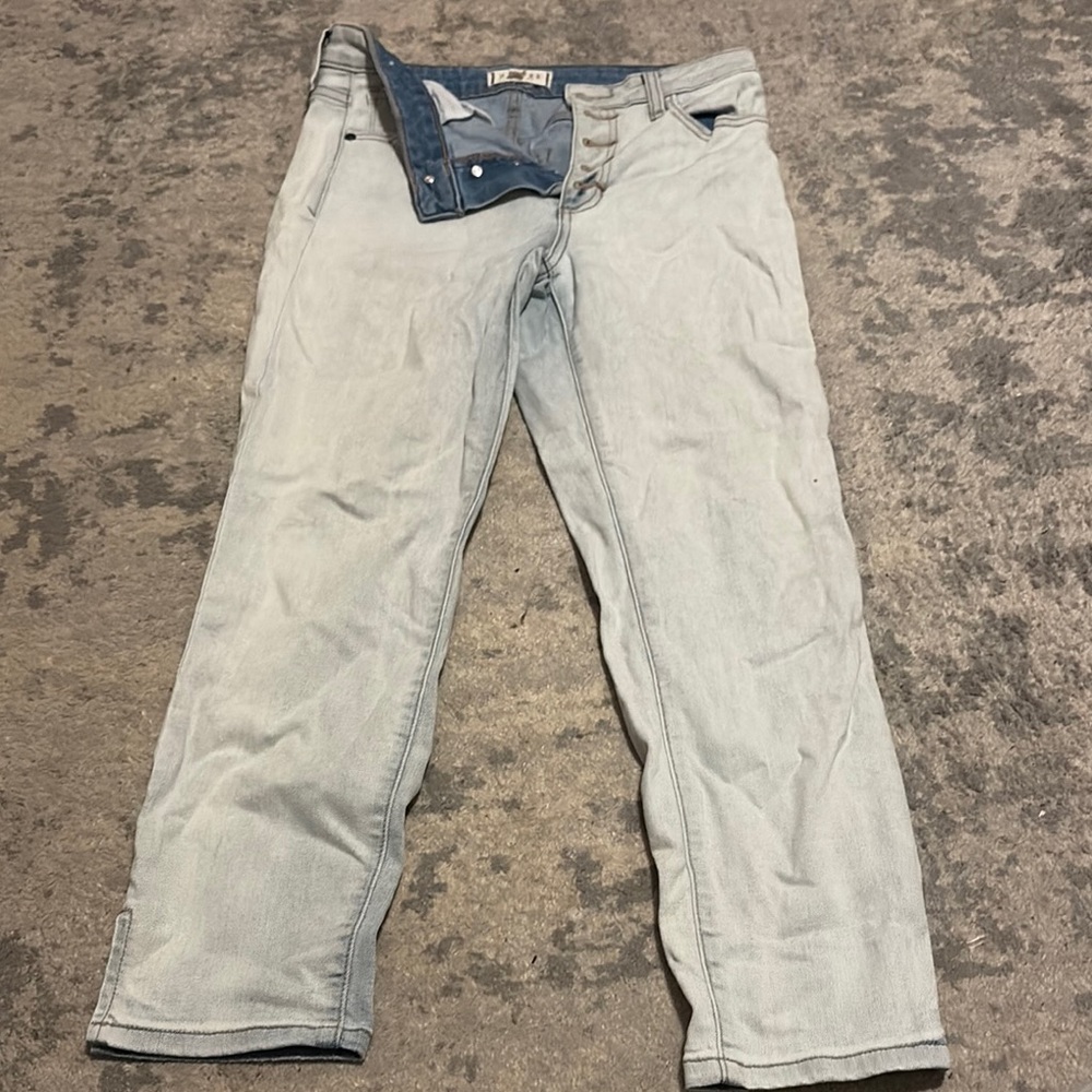 Francesca's Collections Light Blue High Rise Jeans